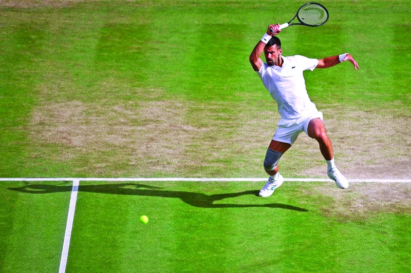 Djokovic aims to step up  history bid at Wimbledon