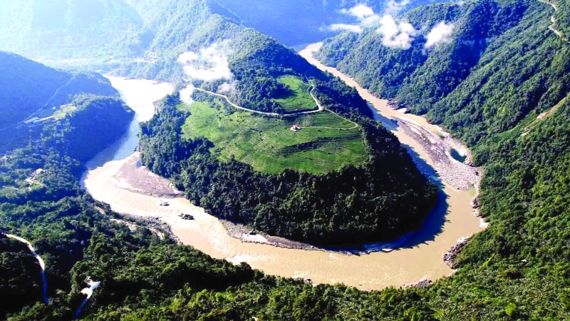 China begins building world's largest dam, fuelling fears in India