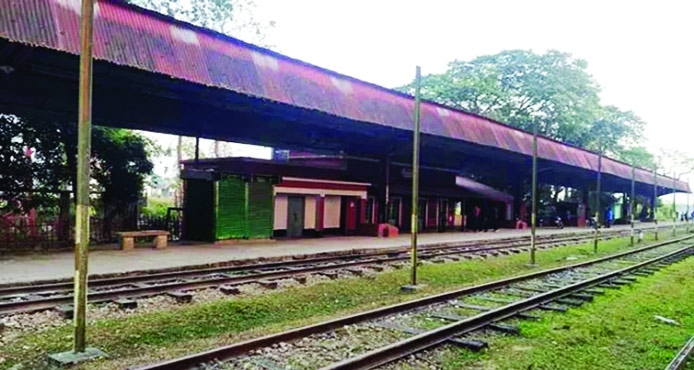 Snail pace in Chhatak-Sylhet railway renovation frustrates locals