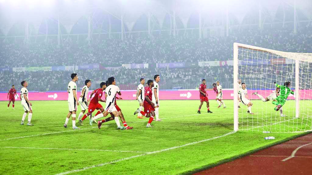 Bangladesh heartbreak in HK thriller 