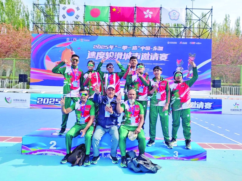 Speed skater Nabiyun clinches  double gold in China