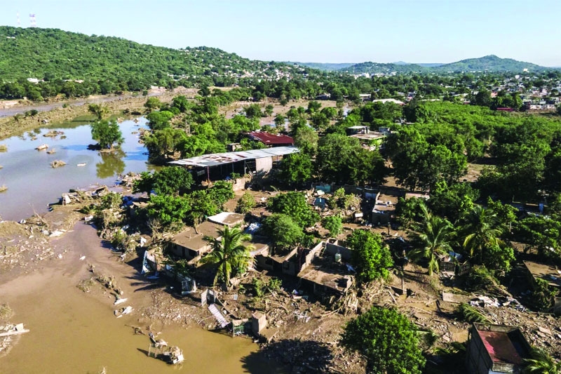 Pemex pipeline spill  contaminates Mexican rivers
