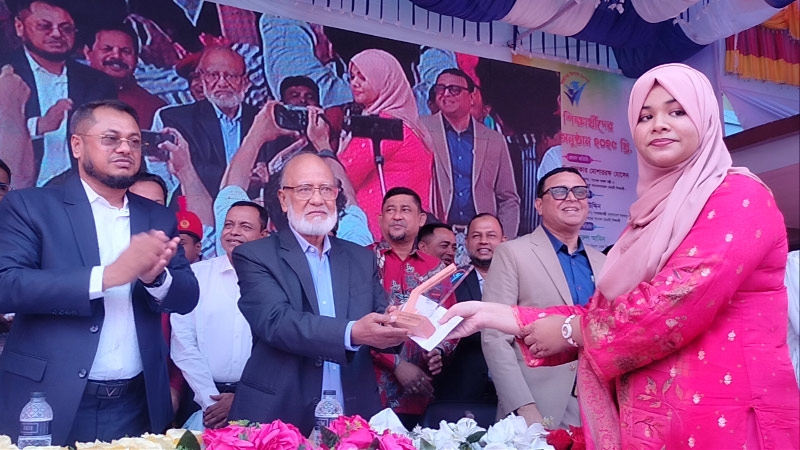 'Proper education must to be successful in life'