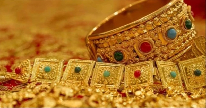 Gold prices fall again  in Bangladesh