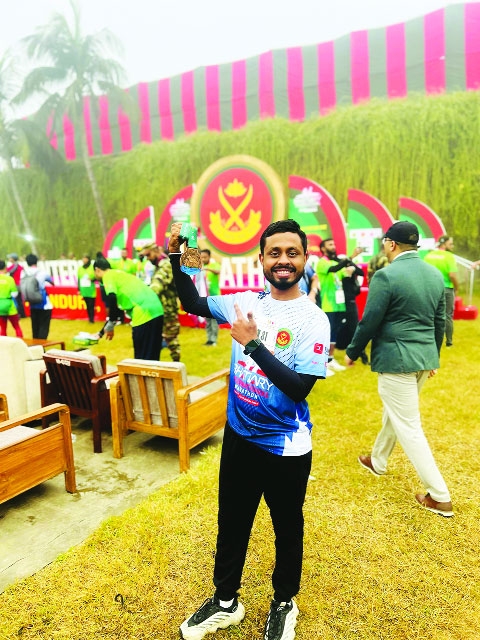 Chandigarh University student Ornab Shines at Bhatiary Int'l Marathon