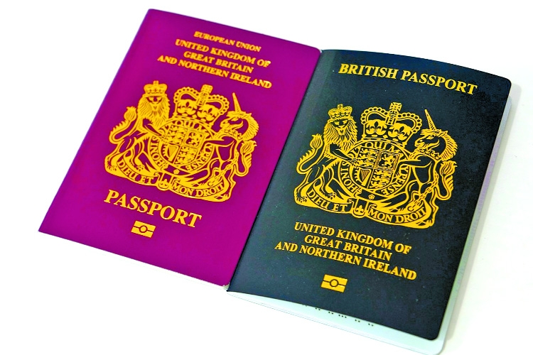 Dual nationals  face scramble for  UK passports