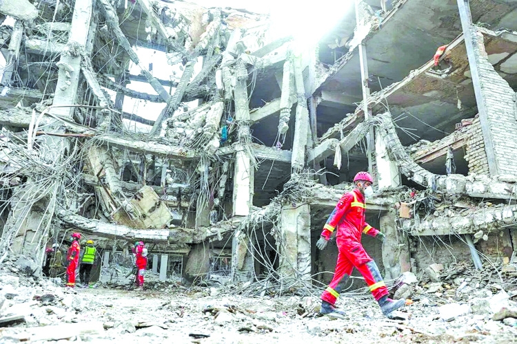 US, Iran study ceasefire plan as deadline nears on Trump's 'hell' threat