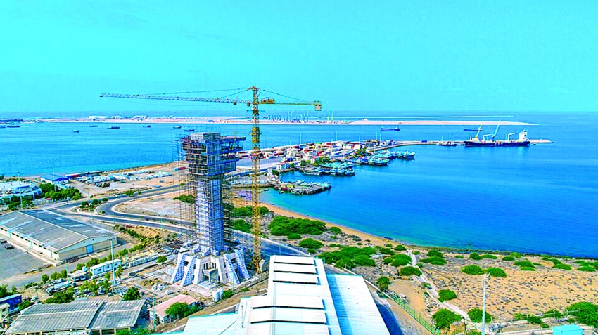 US military blockade on Iranian ports takes effect