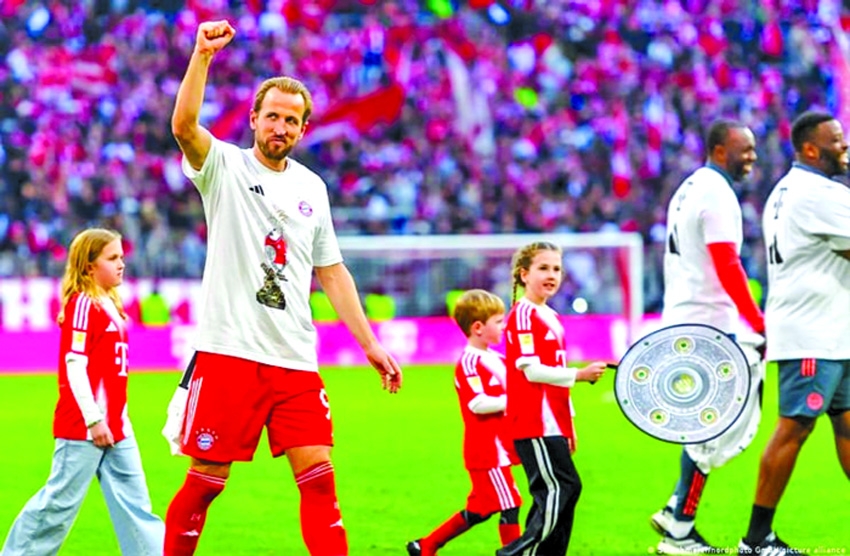 Kane scores as Bayern sink Stuttgart to claim Bundesliga title