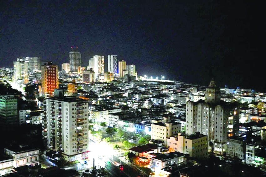 Russia vows to help Cuba withstand US 'blackmail and threats'