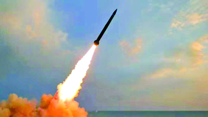 India tests 'nuclear-capable ICBM'