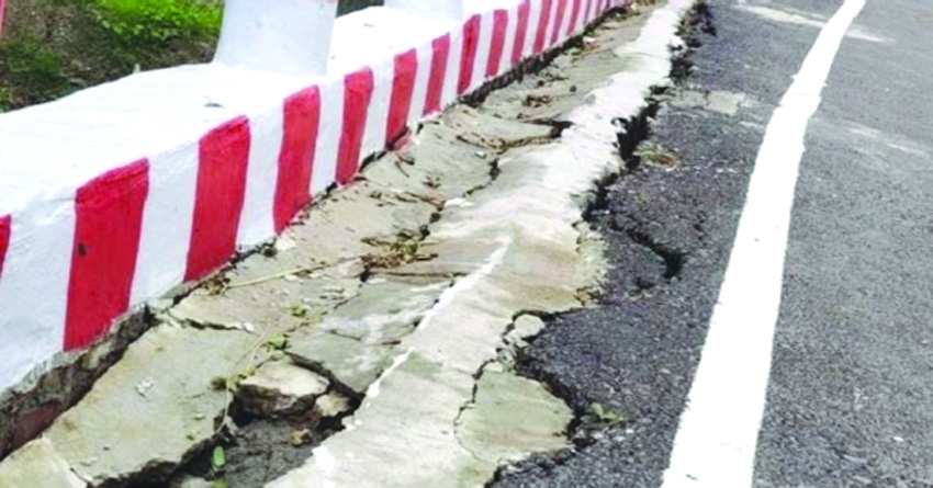 Cracks develop on Chandpur bridge approach road before inauguration