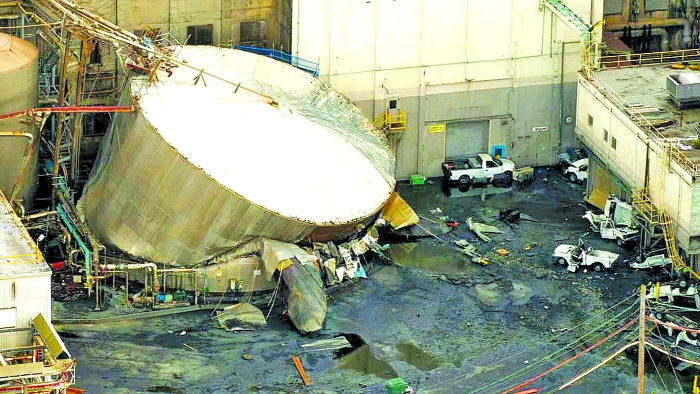 Washington chemical  blast kills 11