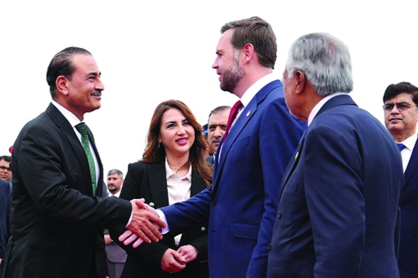 Islamabad's last ditch effort to reconcile  US with Iran
