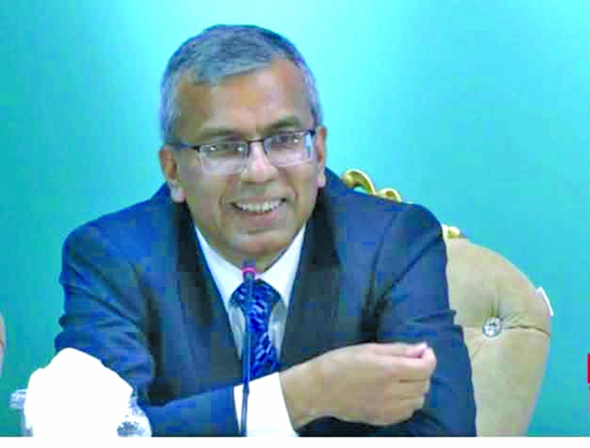 BB Governor pledges swift restructuring  to protect depositors  of combined  Islamic banks