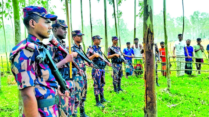 BSF push-in attempt foiled by BGB, locals at Kushtia border