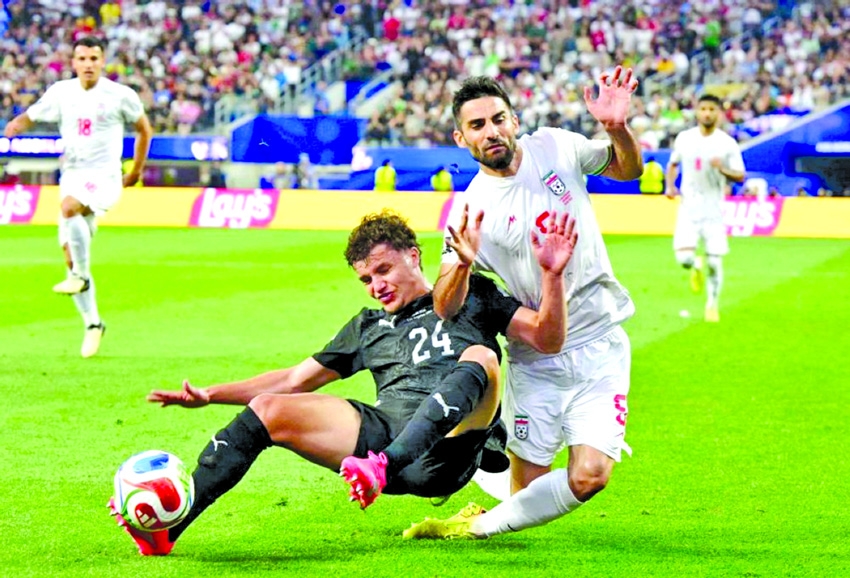 Iran snatch draw in World Cup  opener, Spain stunned by Cape Verde