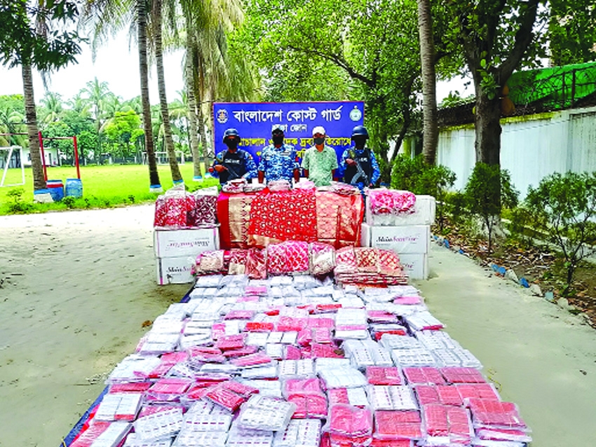 Coast guard seized Indian goods worth Tk 1.47cr in N'ganj