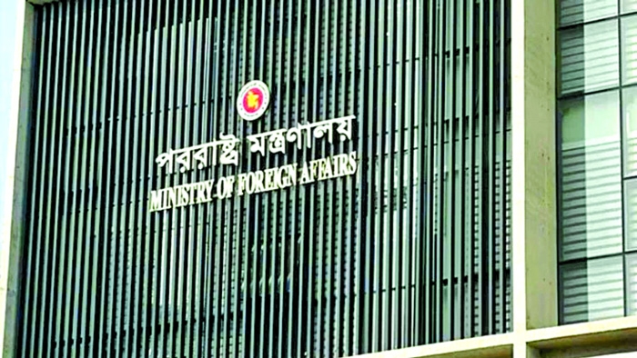 Dhaka rejects Delhi's explanation over Adviser Zahed's airport incident
