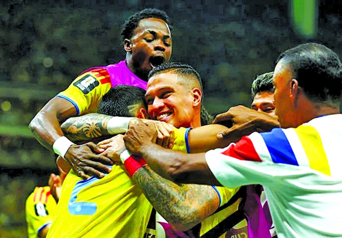 Colombia beat DR Congo 1-0 to reach World Cup knockouts
