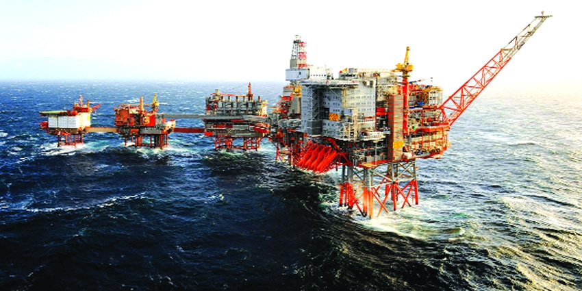 Environment Activists Voice Concern Over Norway's Dependence on Fossil Fuels