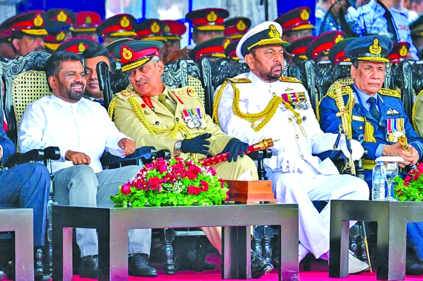 Sri Lanka arrests ex-navy chief on corruption charges
