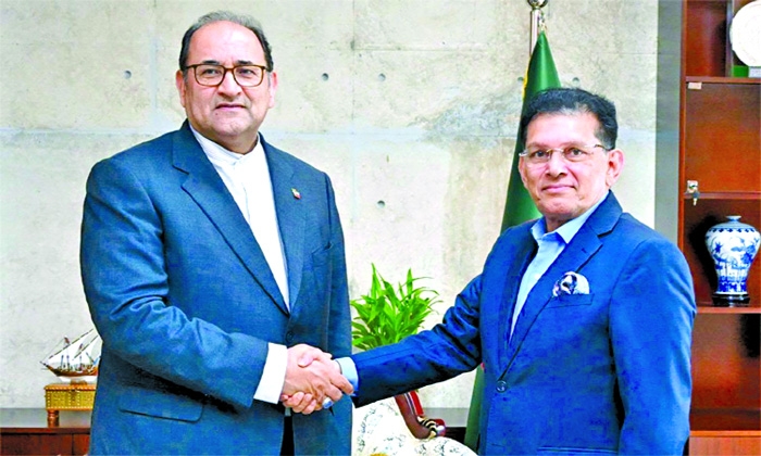 FM reiterates Dhaka's solidarity  with Tehran