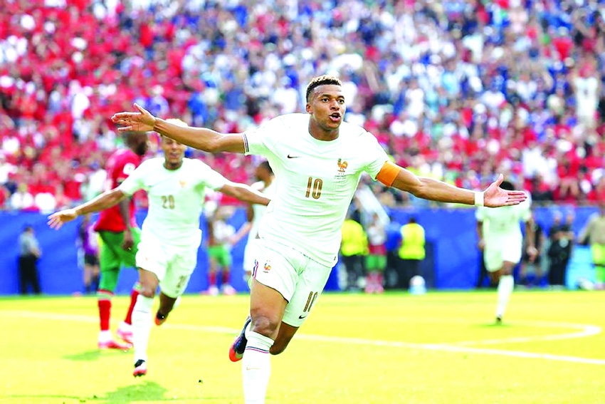 Mbappe, Dembele fire France past Morocco into World Cup semi-finals