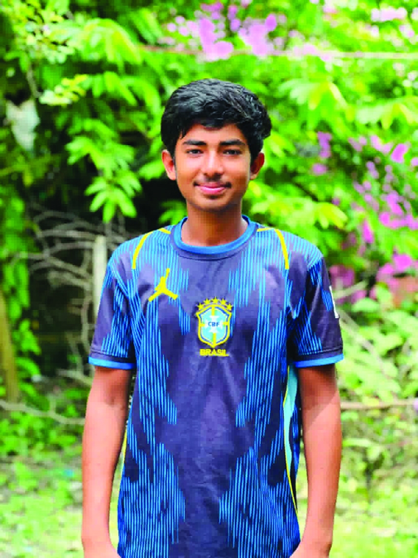 Teen boy hacked to  death in Sarail
