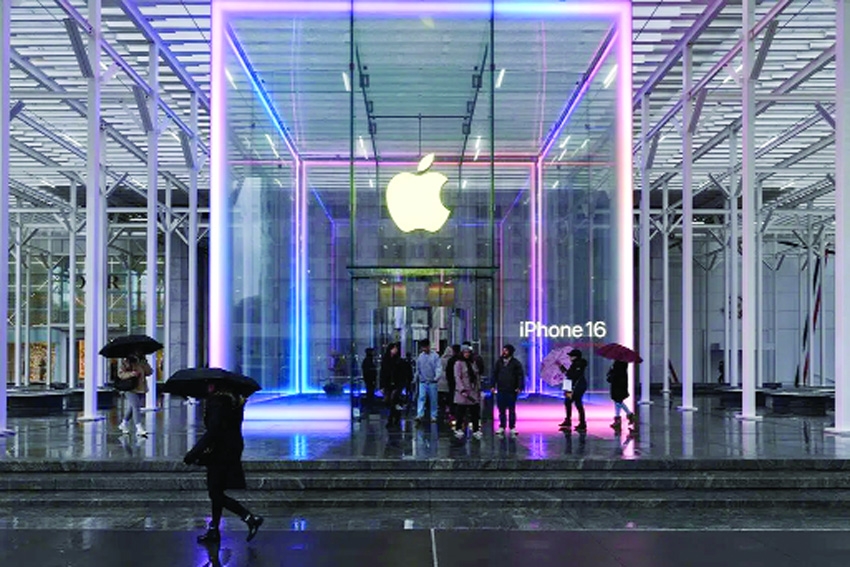 Apple sues OpenAI, accusing it of stealing company secrets