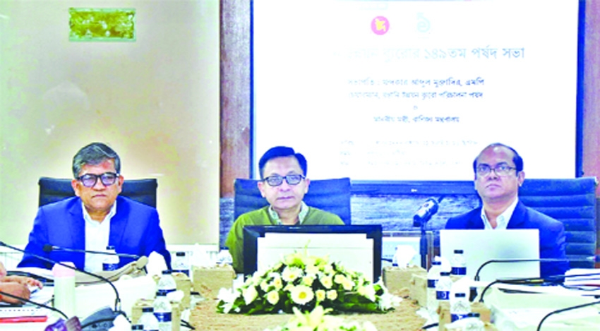 Govt sets sights on double-digit export growth: Commerce Minister