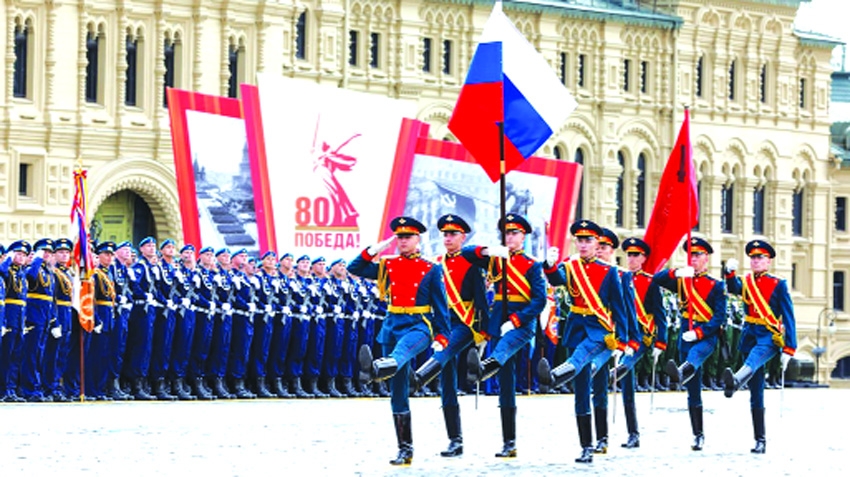 Kremlin Reviews Military Spending As War Rages  in Ukraine