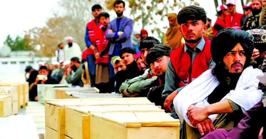 500 Afghan civilians killed in  fighting with Pakistan 