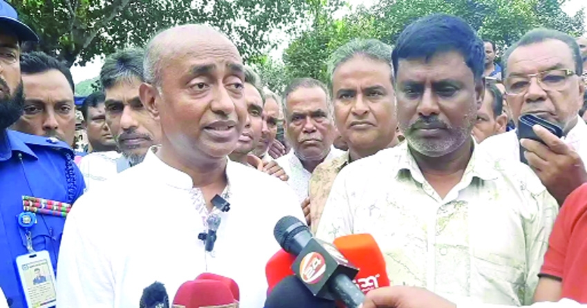'No syndicate to be allowed to hold farmers hostage'