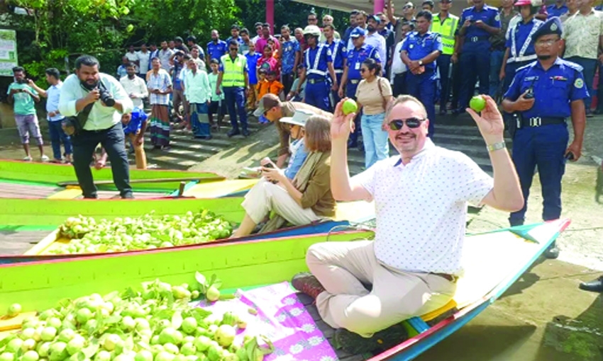 US Ambassador visits Bhimruli floating guava market