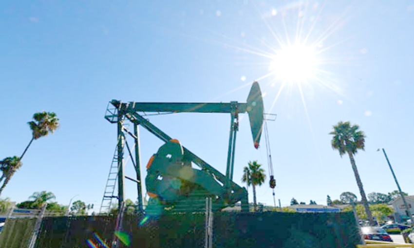Oil prices rise, stocks mixed ahead of crucial US inflation data