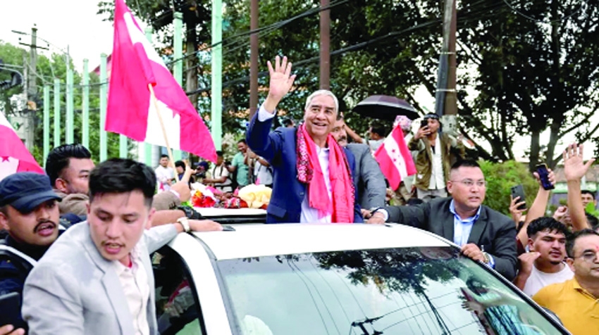 Former Nepal PM Sher Bahadur  returns home despite arrest warrant