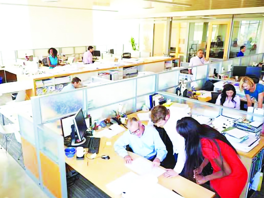 Adapting to Uncomfortable Surroundings in Jobs Leads to Successful Careers