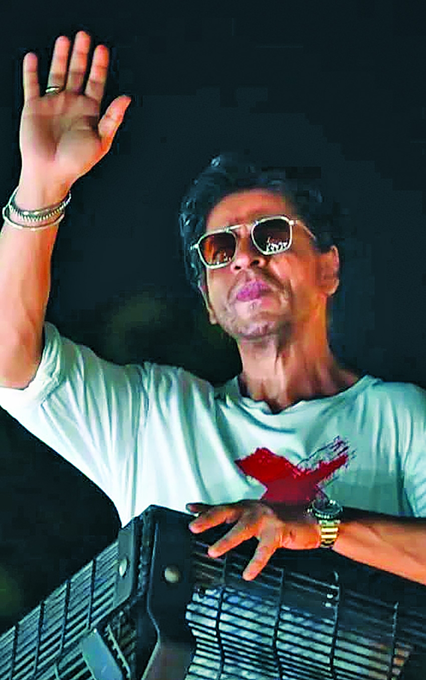 8-foot snake rescued from Shah Rukh Khan’s home