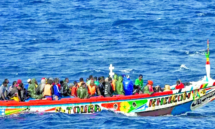 Mauritania coastguard rescues more than 300 migrants  in Atlantic