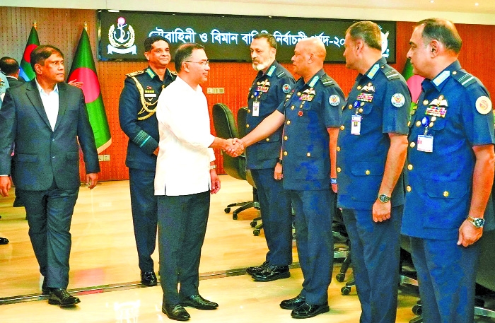 PM asks giving priority to merit for promotion  in forces