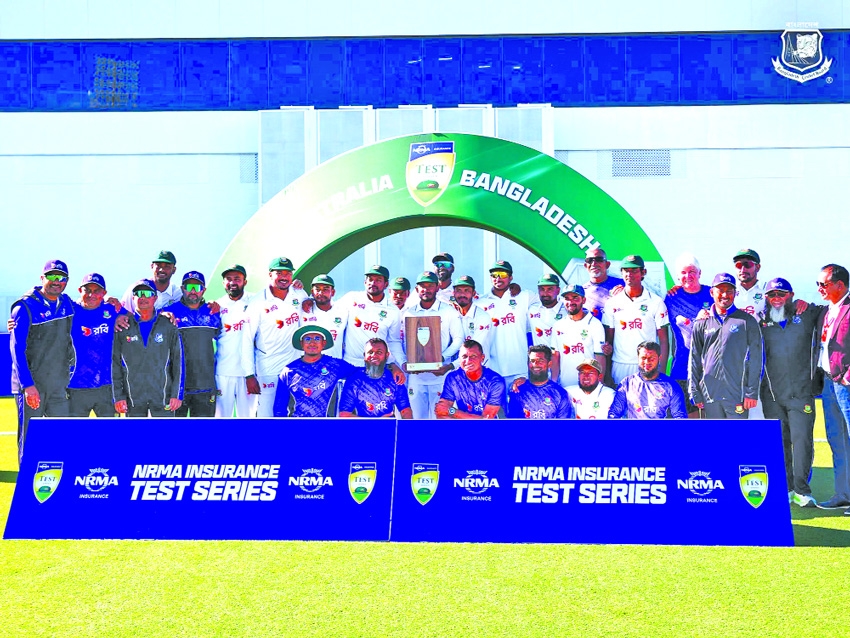 Clinical Australia down Bangladesh to level Test series