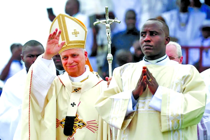 Pope Leo Meets African Priests in Vatican