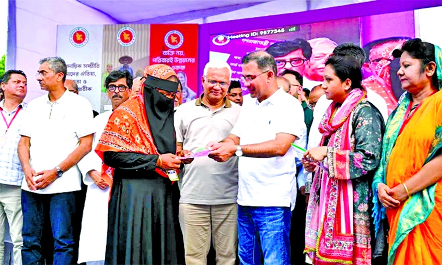 'Covert' group, ousted regime join hands: PM