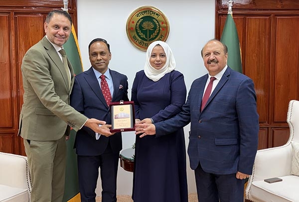 British Parliamentary Delegation arrives in Dhaka 