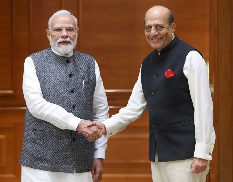Trivedi meets Modi in Delhi