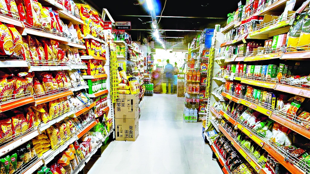 Oligarchs and Monopolists Are Still Controlling Retail Markets