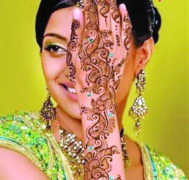 Beautiful Mehndi designs to celebrate Chand Raat The Asian Age Online, Bang...