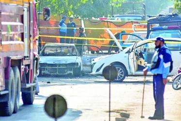 Pakistan deploys army to protect Sri Lankan cricketers 