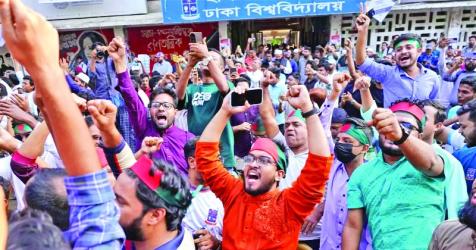DUCSU brings out joyous procession over Sheikh Hasina\'s death penalty